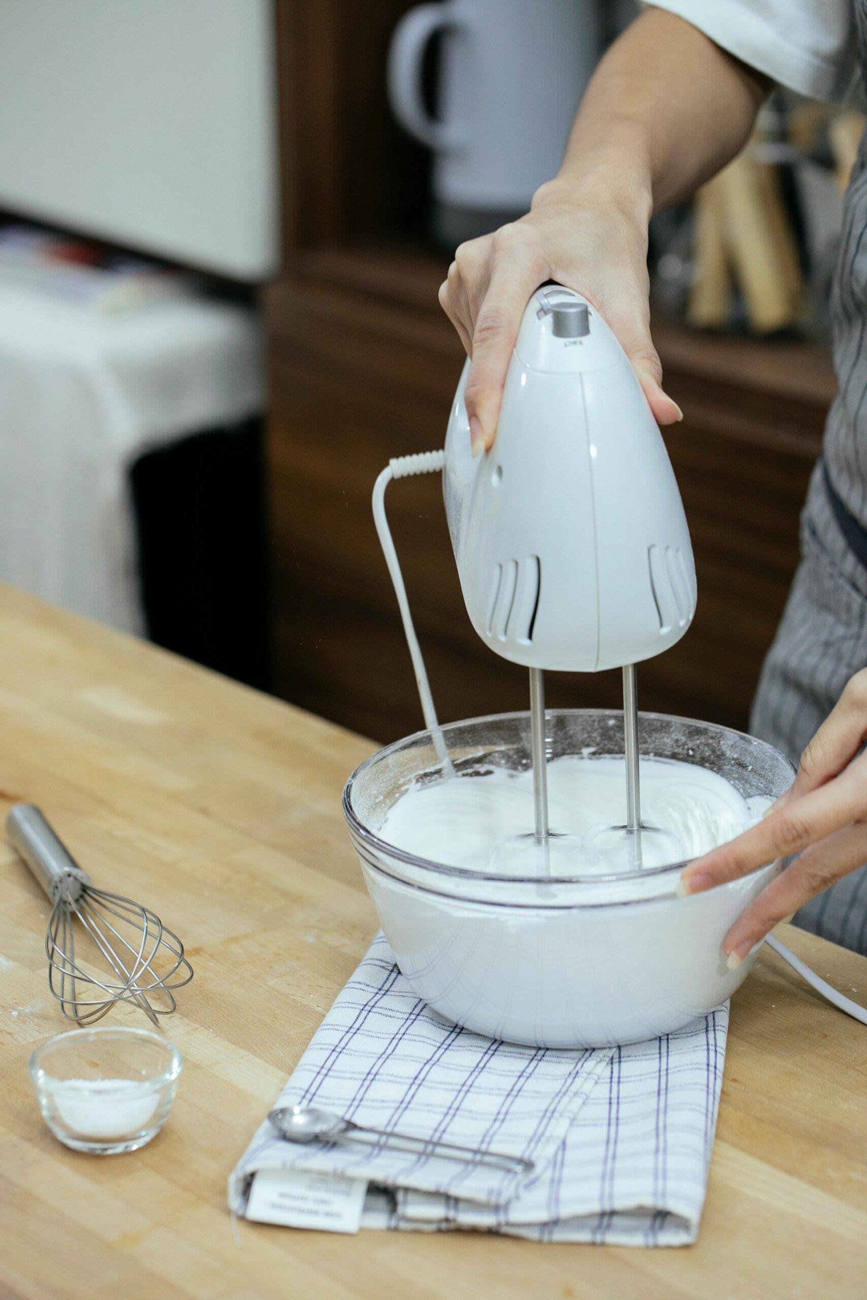 cream whipping
